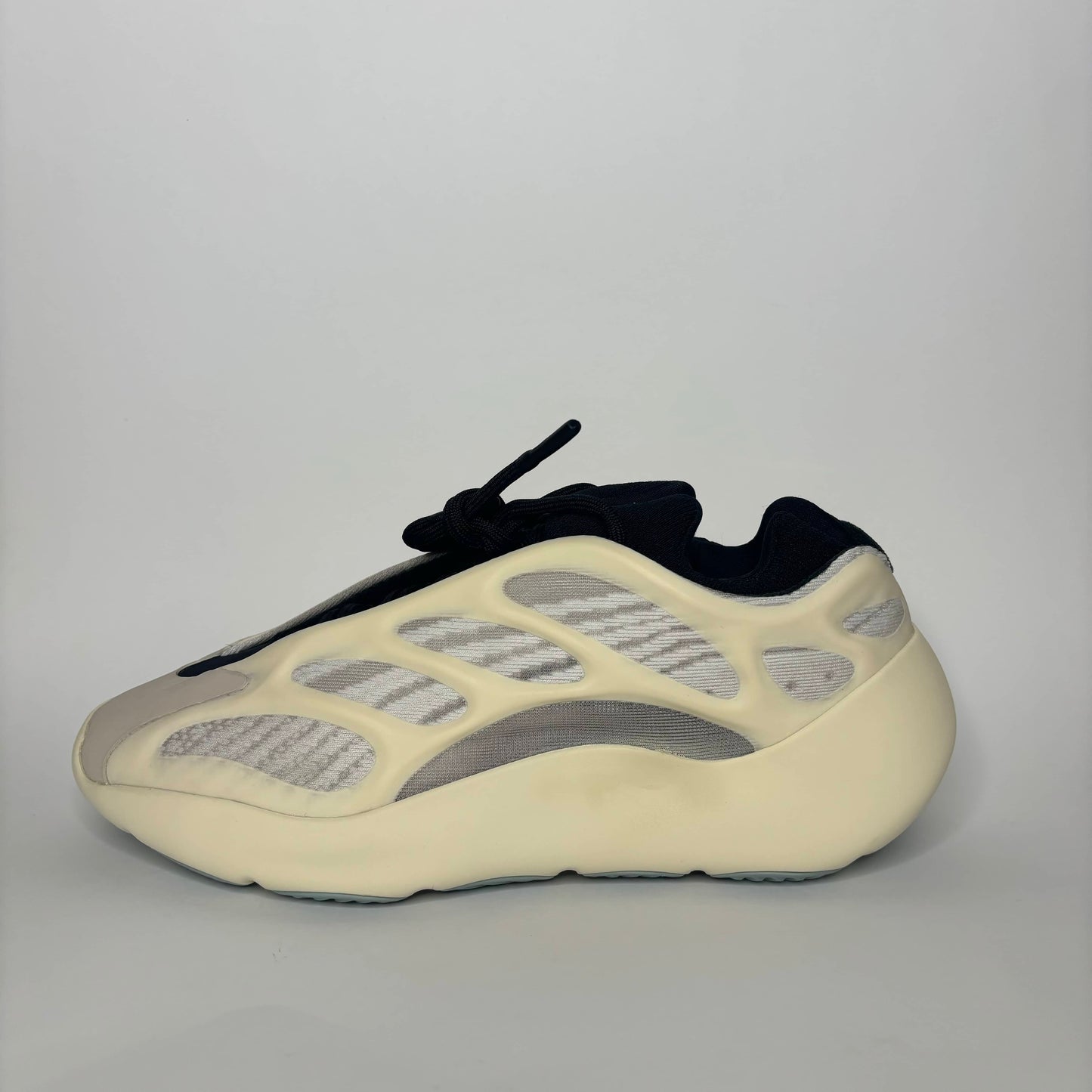 Adidas Yeezy 700 V3 Azael Left