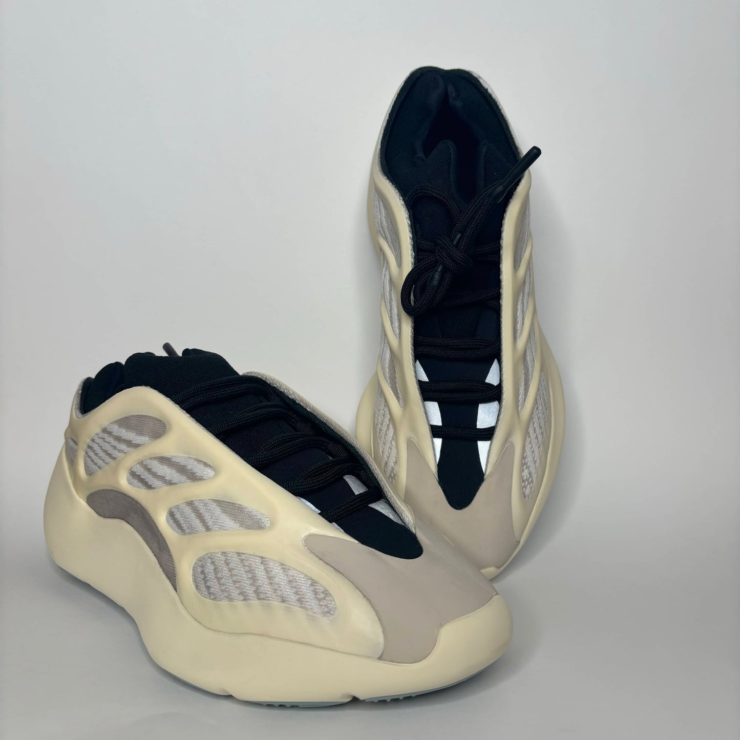 Adidas Yeezy 700 V3 Azael Side
