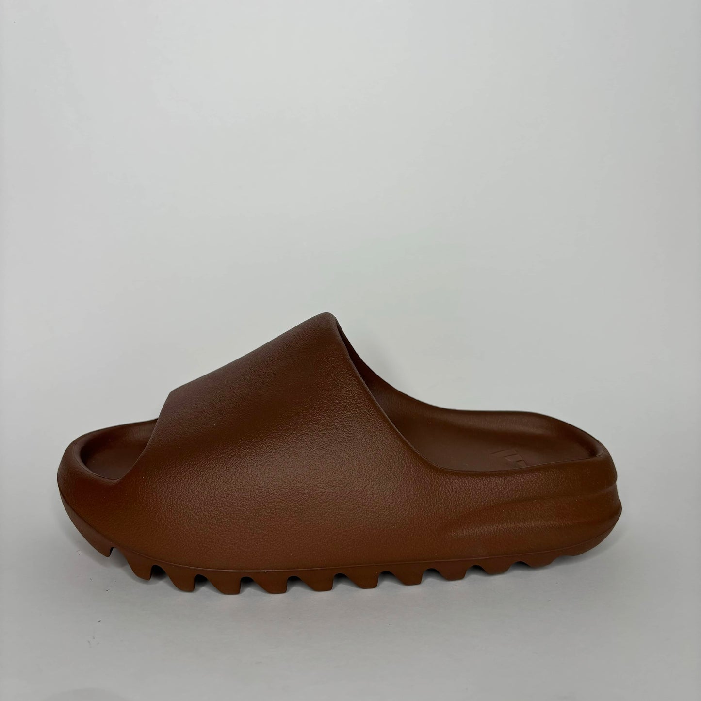 Adidas Yeezy Slide Flax Left
