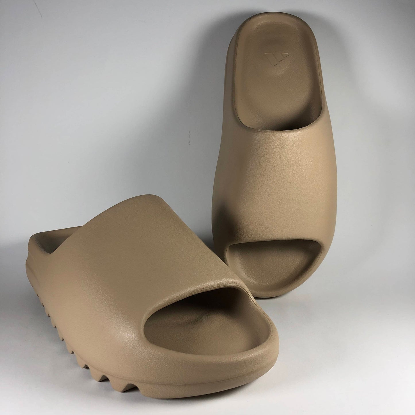 Adidas Yeezy Slide Pure Seite