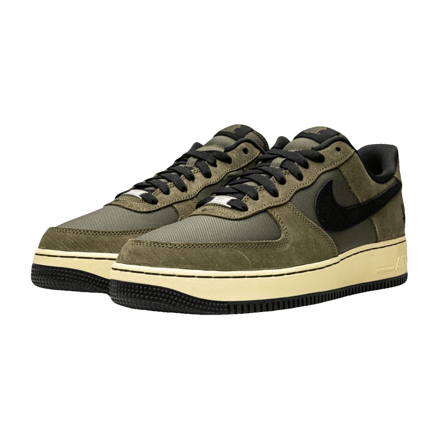 Nike Air Force 1 Low SP Undefeated Ballistic Dunk vs. AF2 Side
