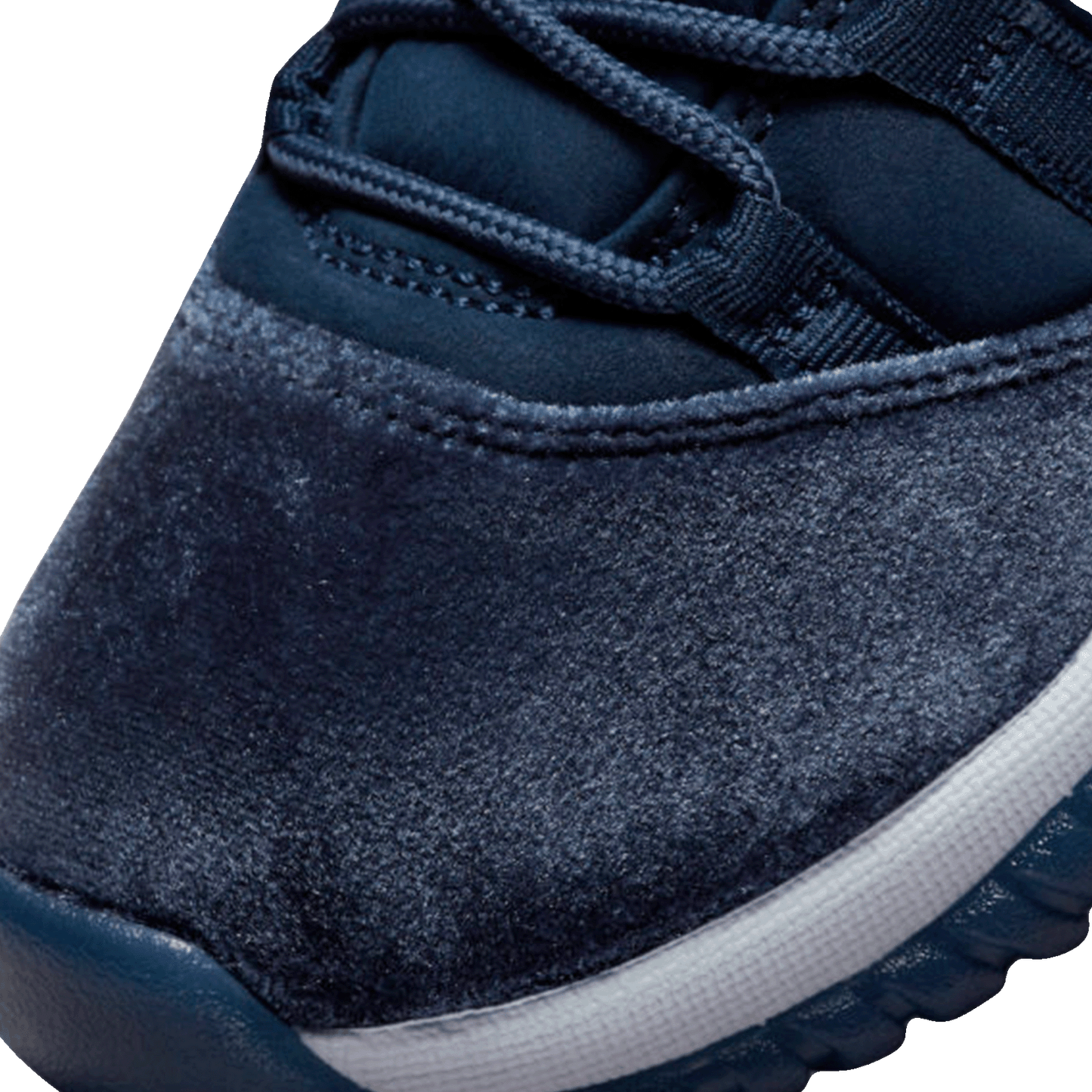 Nike Air Jordan 11 Retro Midnight Navy (W) Toe
