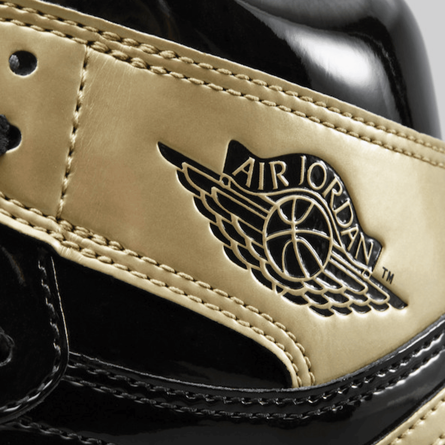 Nike Air Jordan 1 Retro High Gold Top 3