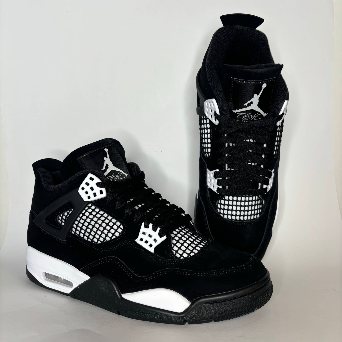 Nike Air Jordan 4 Retro White Thunder Side