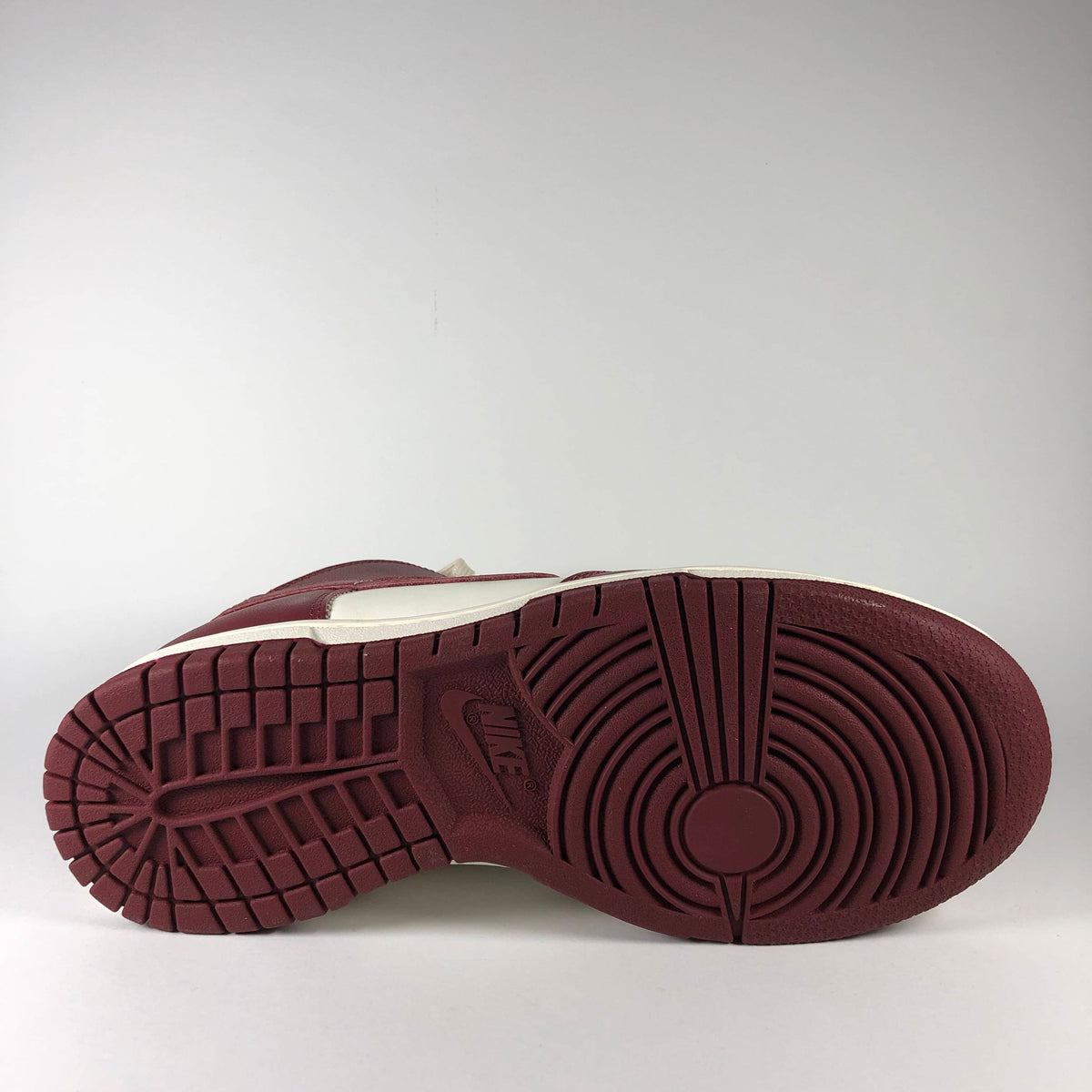Nike Dunk High Sail Team Red (W)