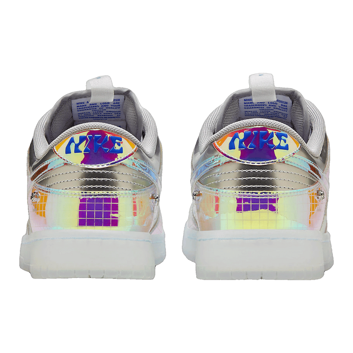 Nike Dunk Low Be True Hyperflat Back FN8882-001