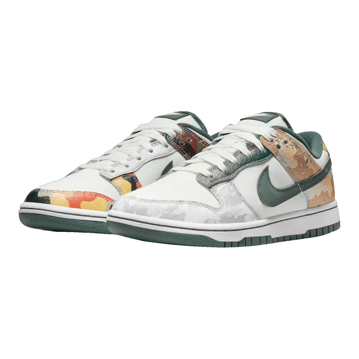 Nike Dunk Low SE Sail Multi-Camo Side DH0957-100