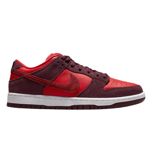 Nike SB Dunk Low Cherry