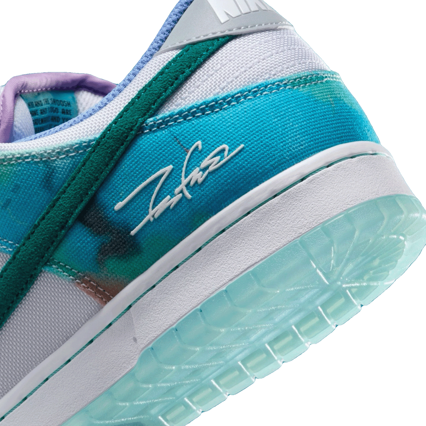 Nike SB Dunk Low Futura Laboratories Bleached Aqua Detail
