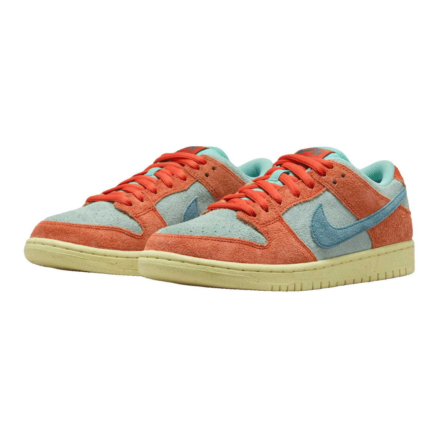 Nike SB Dunk Low Orange Emerald Rise Side