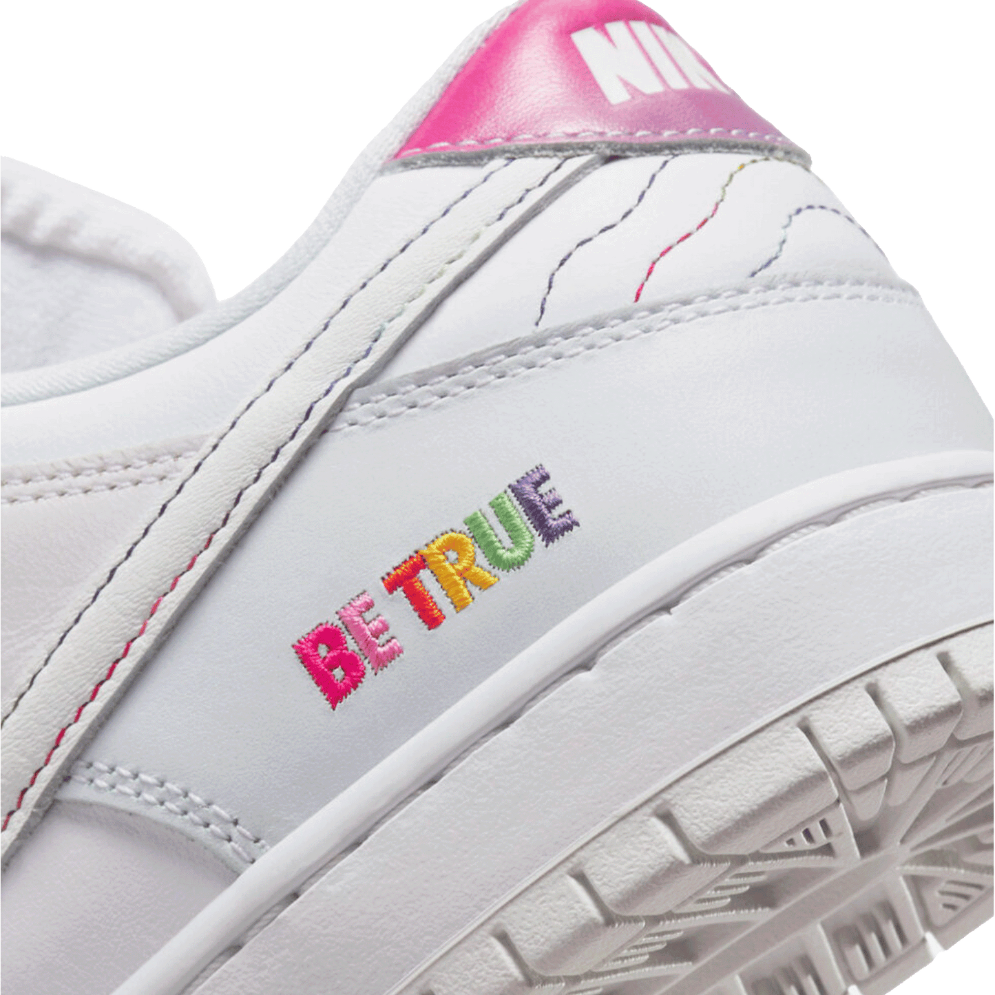 Nike SB Dunk Low Pro Be True Detail