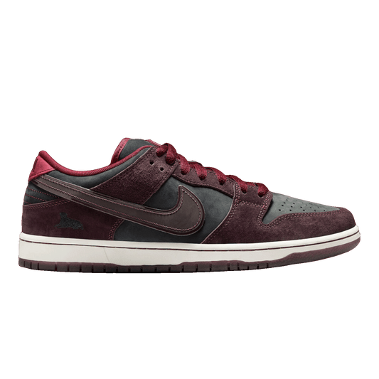 Nike SB Dunk Low Riot Skateshop