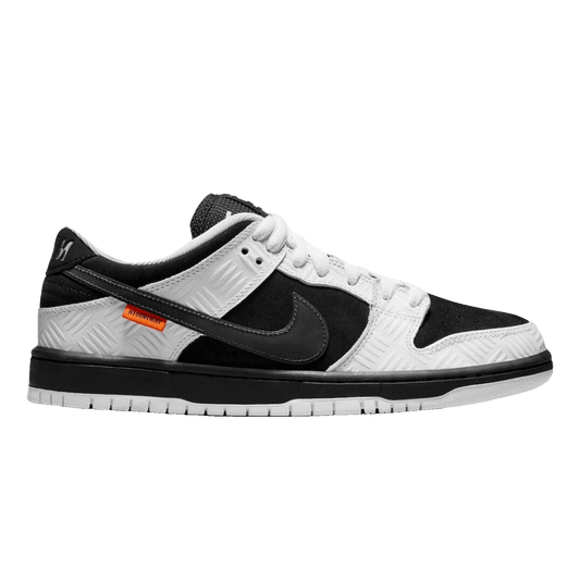 Nike SB Dunk Low TIGHTBOOTH