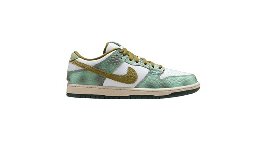 Alexis Sablone x Nike SB Dunk Low