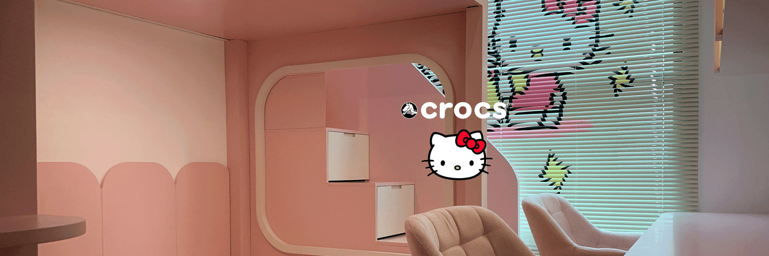 Crocs x Hello Kitty
