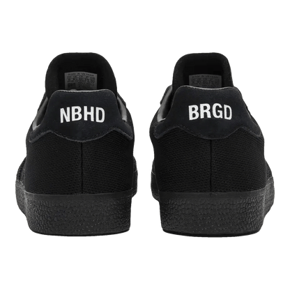 adidas Gazelle Super Neighborhood Triple Black Back DA8836