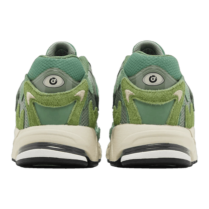 adidas Response CL Bad Bunny Boston Day Back