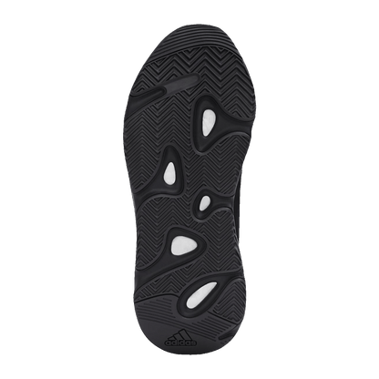 adidas Yeezy Boost 700 MNVN Triple Black Sohle