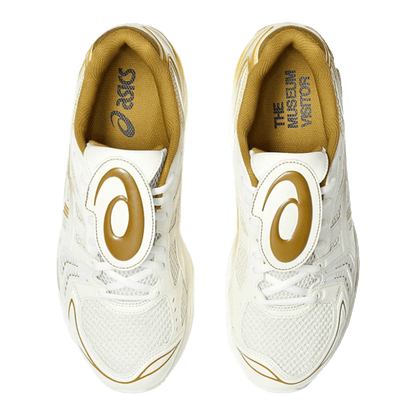 ASICS Gel-Kayano 14 The Museum Visitor Cream Gold Oben