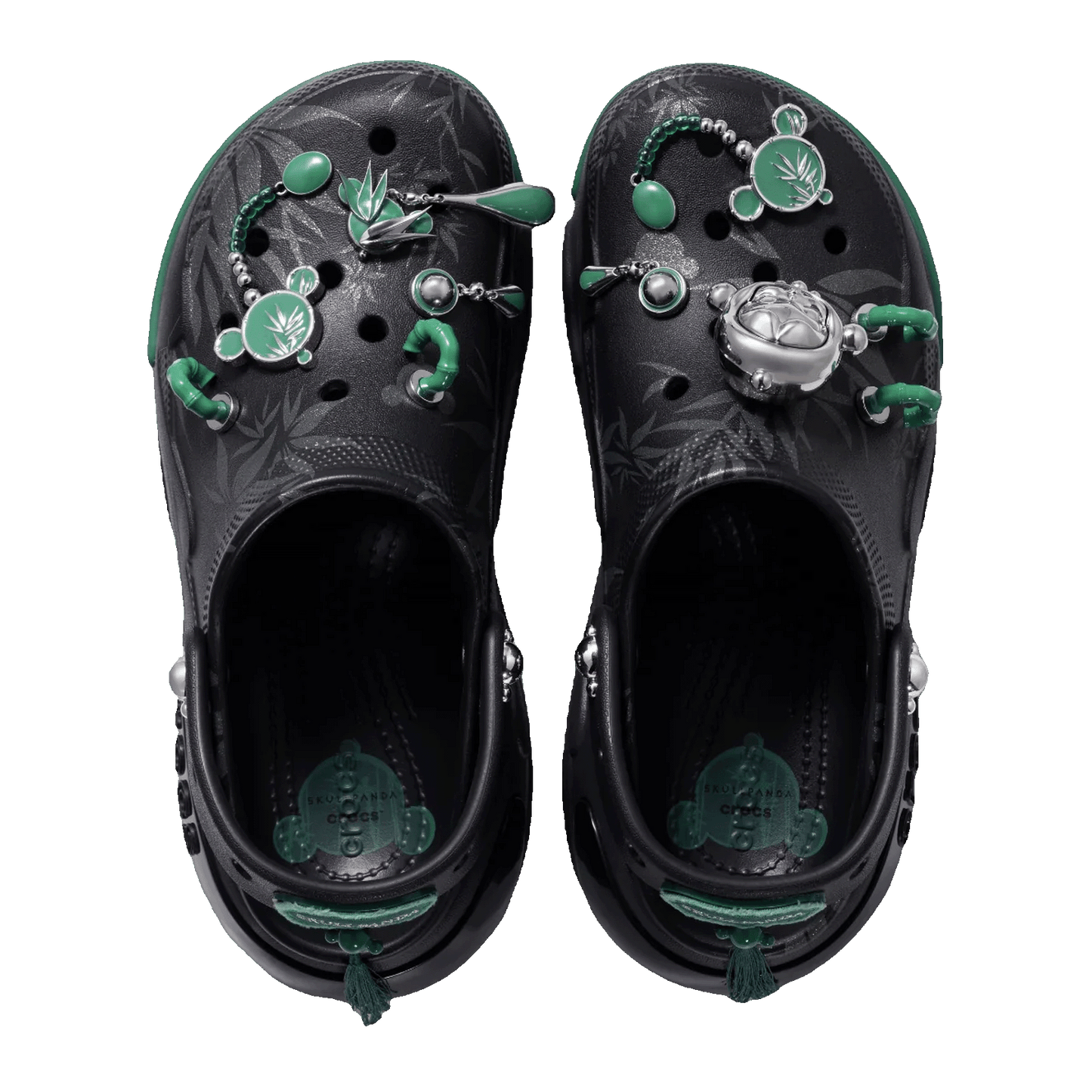 Crocs Bubble Crush Clog Pop Mart SKULLPANDA Black Green Oben