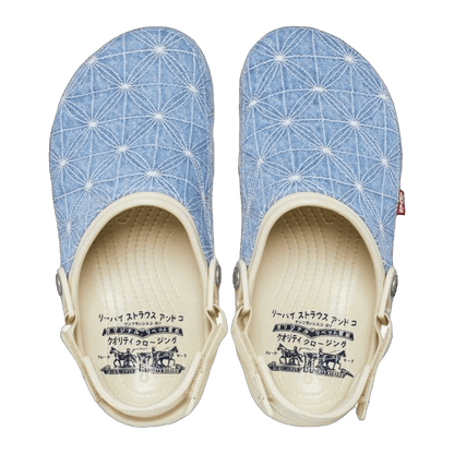Crocs Classic All-Terrain Clog Levi's Sashiko Light Wash Oben