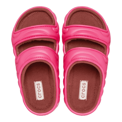 Crocs Classic Cozzzy Overpuff Sandal Dragon Fruit Oben