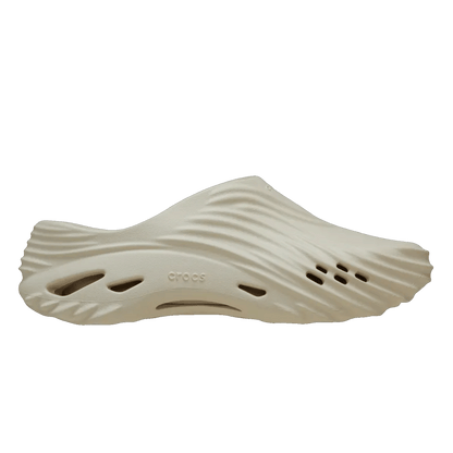 Crocs Echo Wave Clog Almond Tint