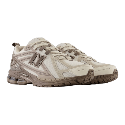 New Balance 1906R Driftwood Dark Mushroom Side M1906RHD