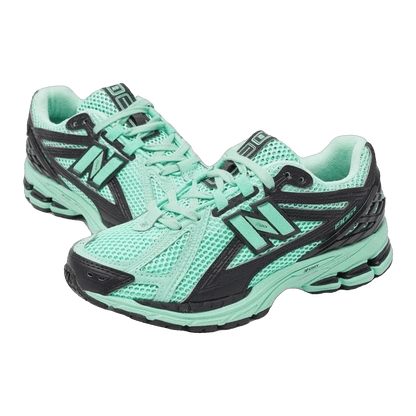New Balance 1906R size? Exclusive Green Black Side M1906RSB