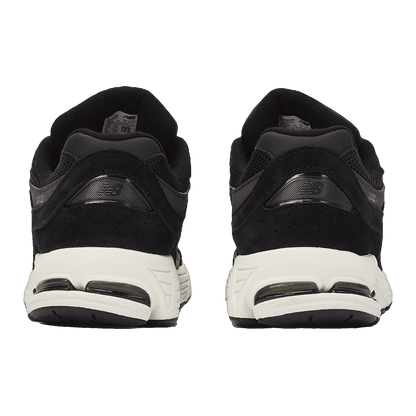 New Balance 2002R Black (GS) Back GC2002BK