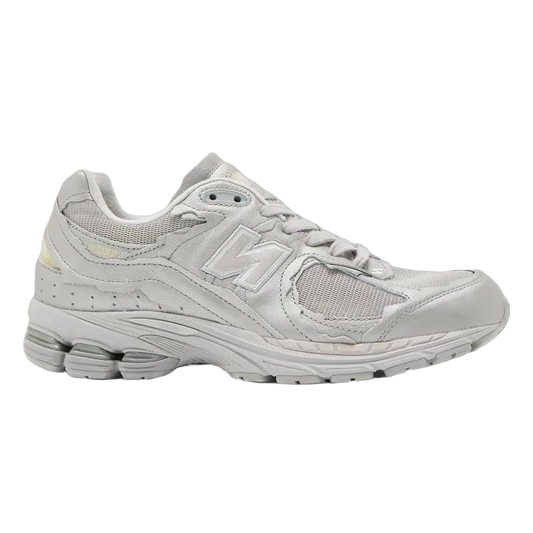 New Balance 2002R Protection Pack Metallic Silver M2002RD7