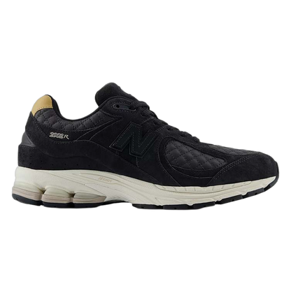 New Balance 2002R Quilted Black M2002RPG
