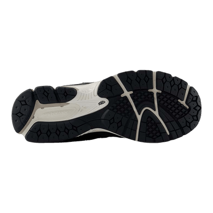 New Balance 2002R Quilted Black Sohle M2002RPG