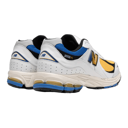 New Balance 2002R Vibrant Apricot Back M2002RGW