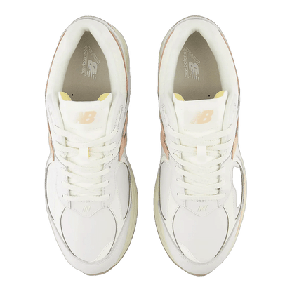 New Balance 2002R White Vachetta Tan Oben M2002RVF