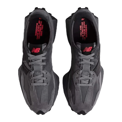 New Balance 327 Raheem Sterling Shadow of My Dreams Oben