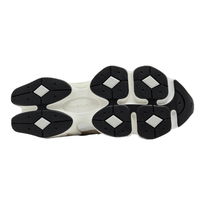 New Balance 9060 Incense Raincloud Arid Stone Sohle