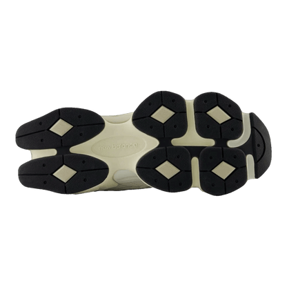 New Balance 9060 Linen Dark Juniper Sohle