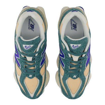 New Balance 9060 New Spruce Purple Oben