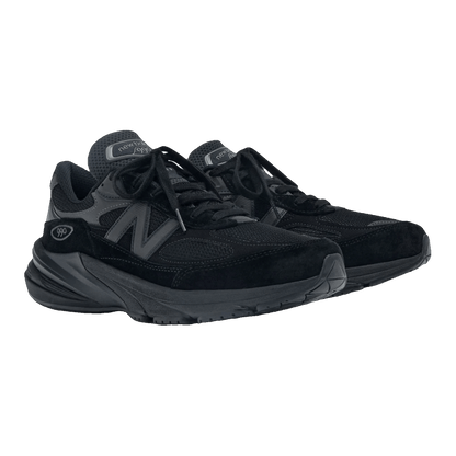 New Balance 990v6 Triple Black