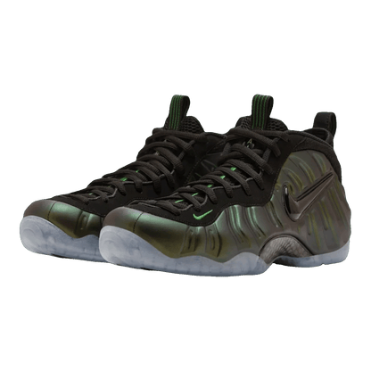 Nike Air Foamposite Pro Pine Green (2025) Side HF0794-300