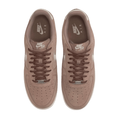 Nike Air Force 1 Low '07 LV8 Mink Brown Embroidered Swoosh Oben