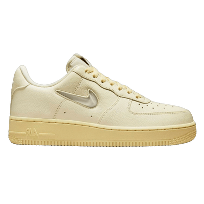 Nike Air Force 1 Low Retro QS Color of the Month University Red White