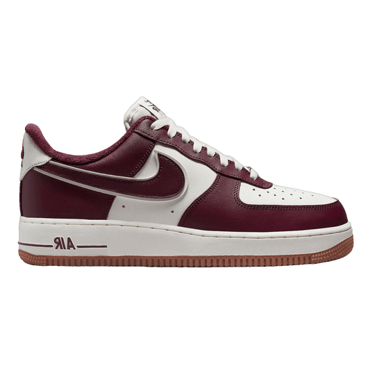 Nike Air Force 1 /1 Triple White Sohle