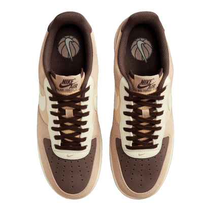 Nike Air Force 1 Low LV8 EMB Hemp Coconut Milk Oben