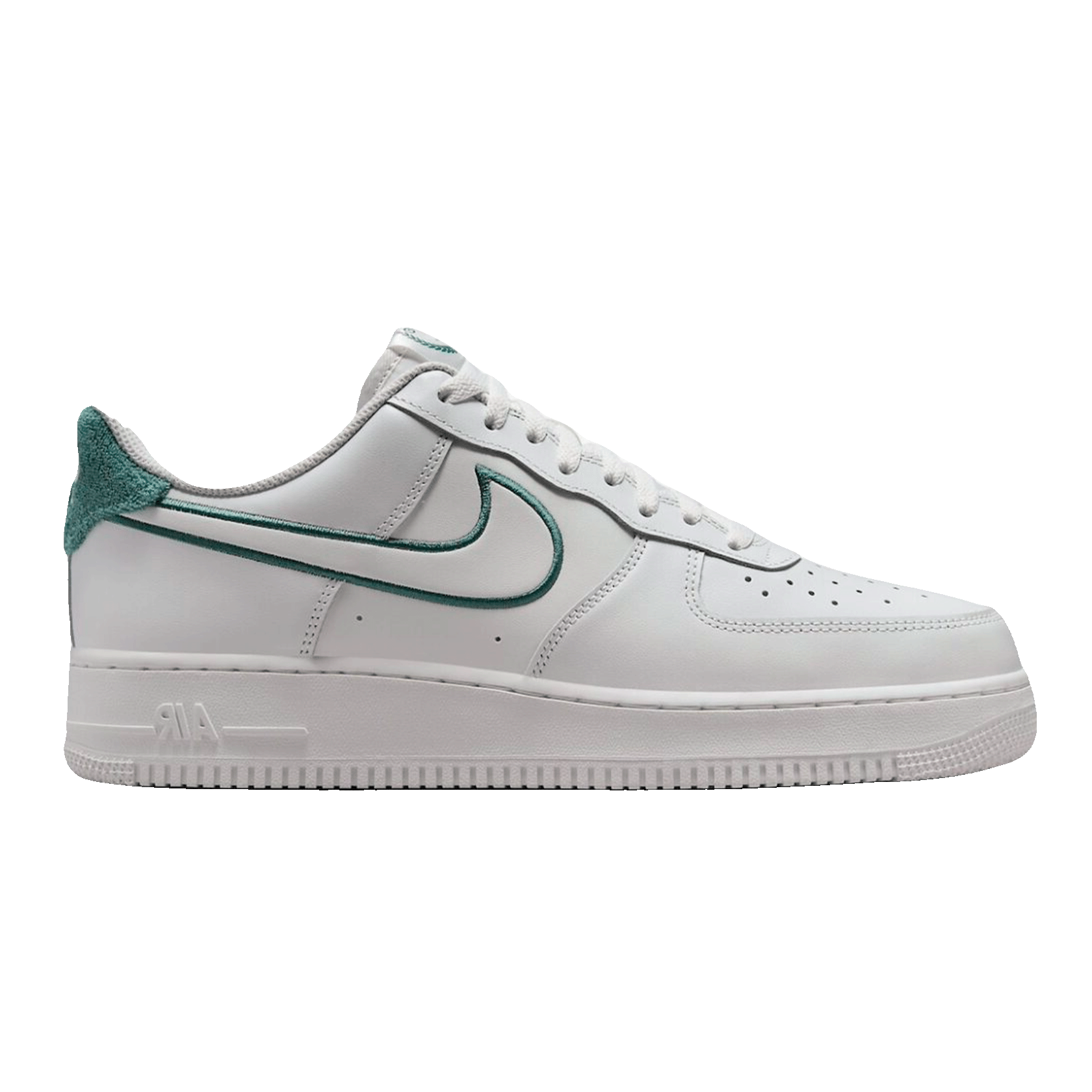 Nike Air Force 1 Low Resort and Sport
