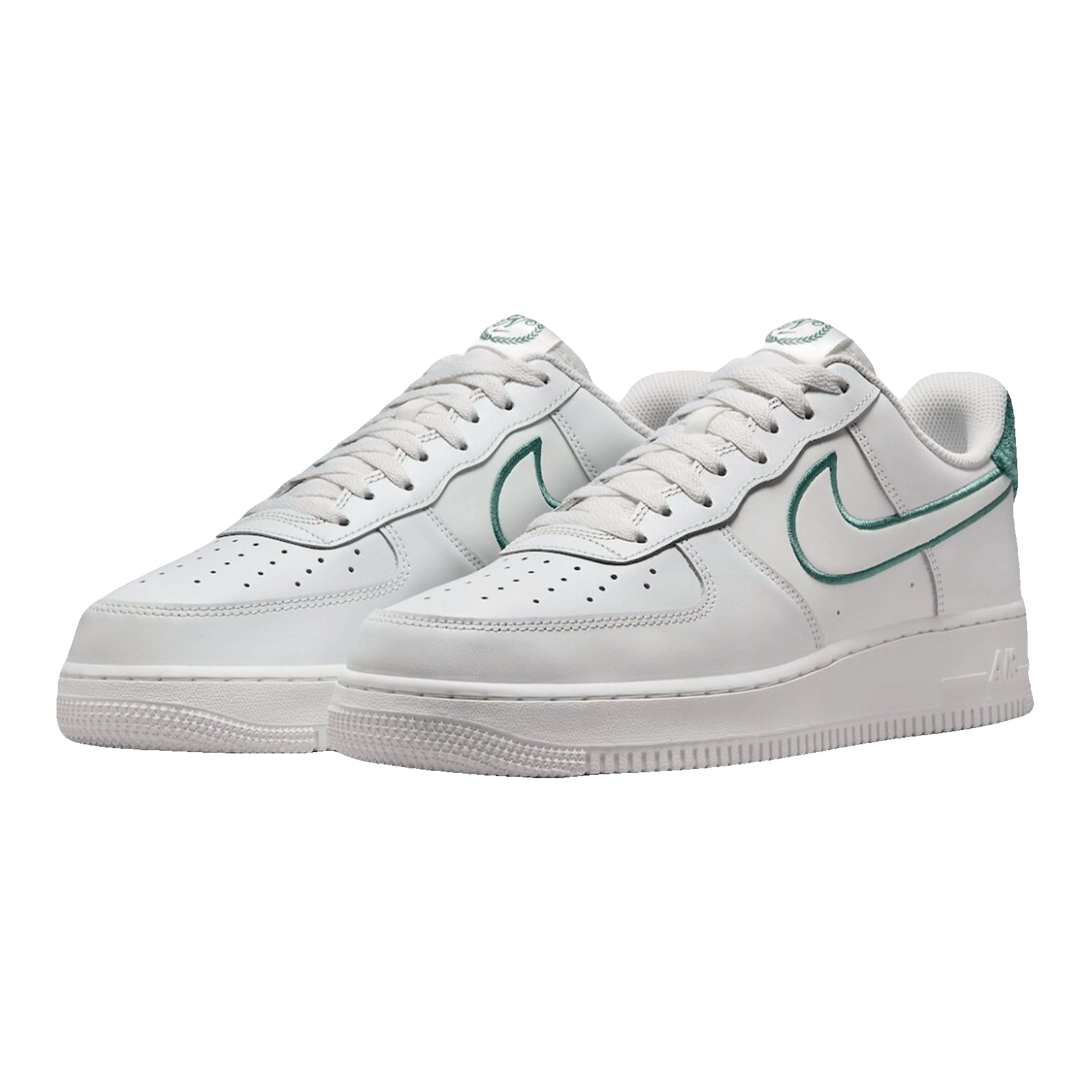 Nike Air Force 1 Low Resort and Sport Side
