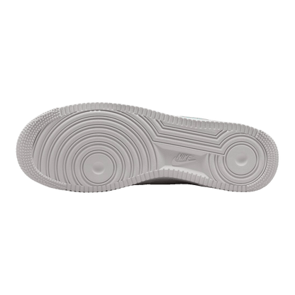 Nike Air Force 1 Low Resort and Sport Sohle