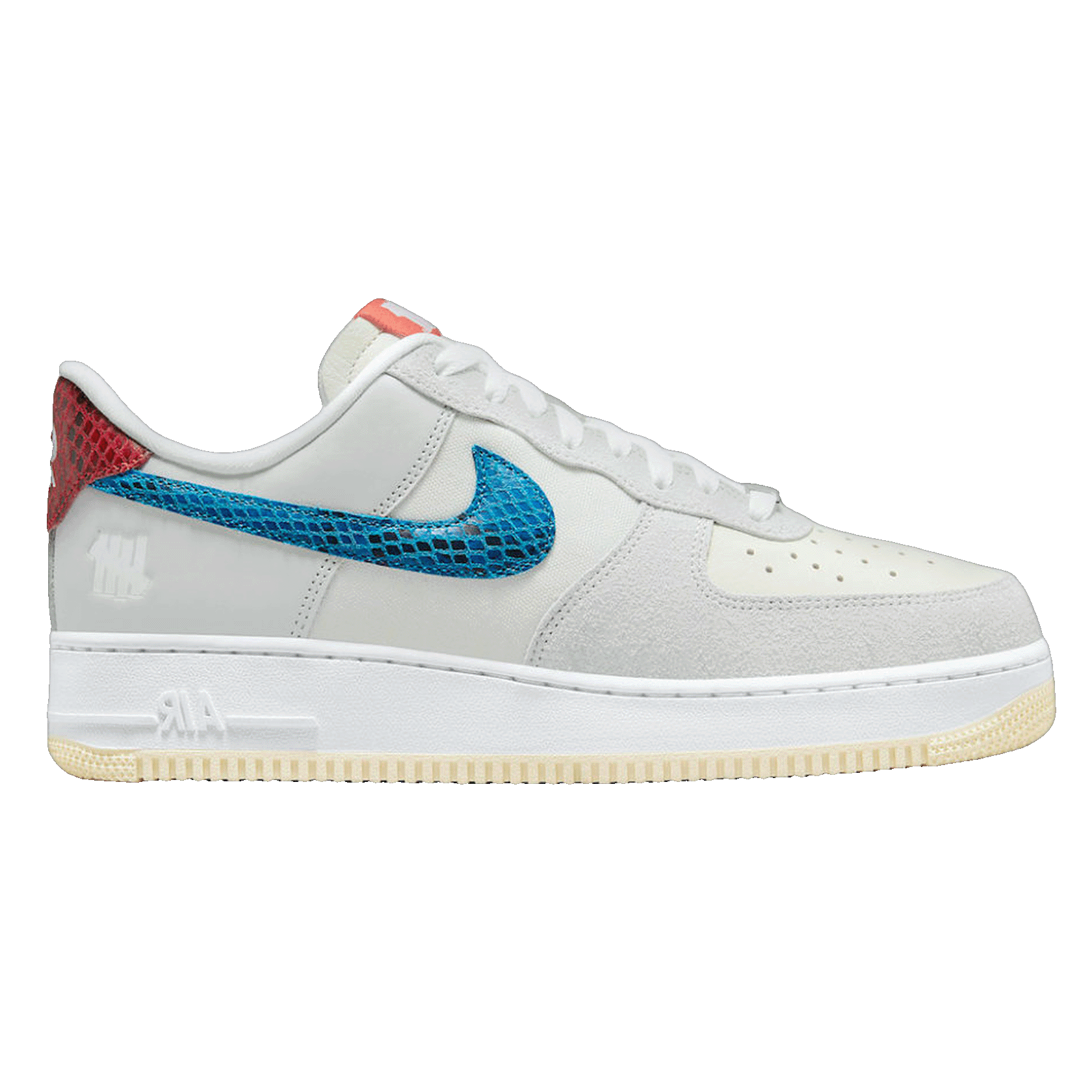 Nike Air Force 1 Low SP Undefeated 5 On It Dunk vs. AF1