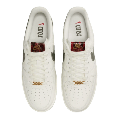 Nike Air Force 1 Low Year of the Snake Oben
